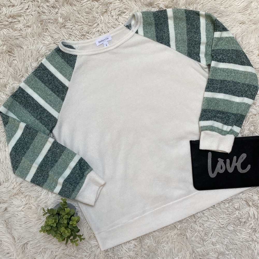 Hailey & Co Stripe Sleeve Hacci LS Top 💗 Cream & Green